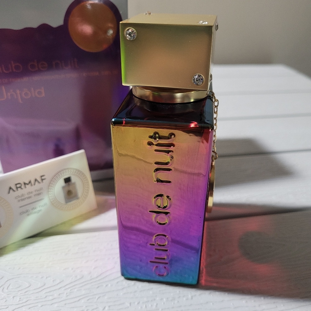 Wow! Club de Nuit Untold Eau de Parfum for MEN - Picture 3 of 3